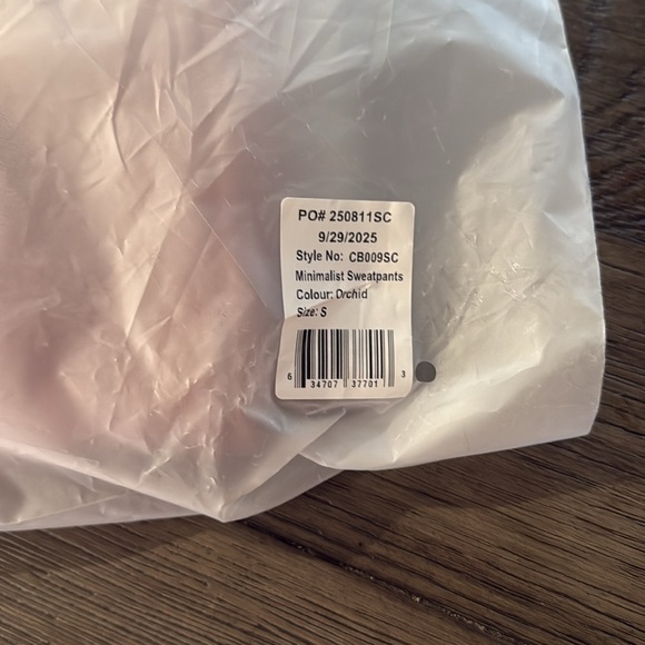 NWT COMFRT Minimalist sweatpants | Size Small  | Color orchid - Picture 3 of 6